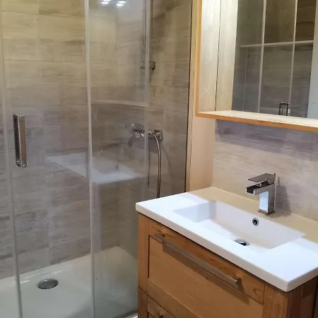 2 Pieces Avec Mezzanine Et Toit Terrasse, Marseillan-plage, 6 Couchages - Fr-1-326-720 Apartment